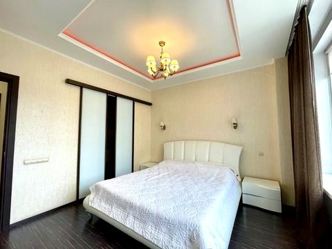 квартира за адресою Літературна вул., 1а