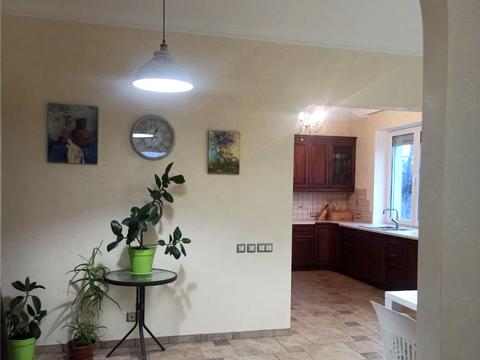 будинок за адресою Незалежності