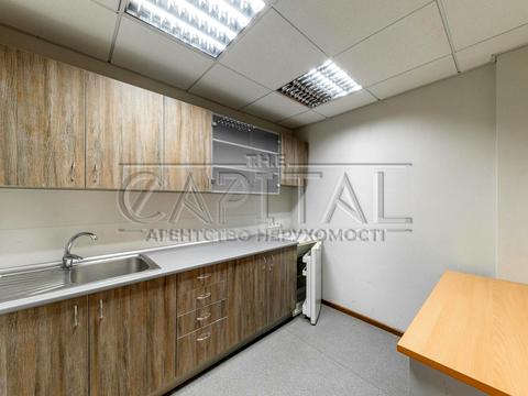 коммерческая по адресу Calle Dilova ул. (Димитрова), 5-Б