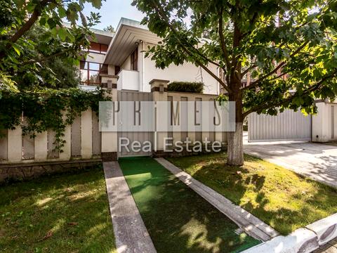 будинок за адресою Осіння