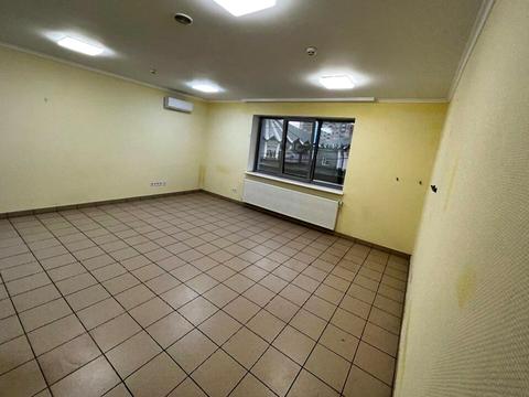 коммерческая по адресу Староміська ул., 10