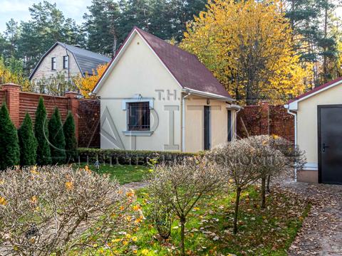 будинок за адресою Лісна