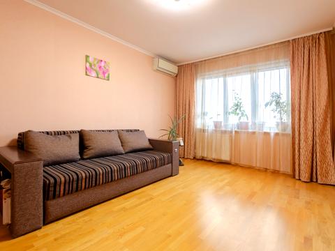 квартира за адресою Романа Шухевича просп. (Генерала Ватутіна), 6