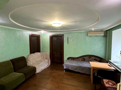 квартира за адресою Воскресенська, 12