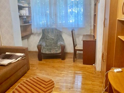 кімната за адресою Сержа Лифаря вул. (Олександра Сабурова), 17