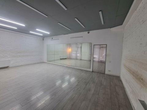 коммерческая по адресу Андрея Верхогляда ул. (Михайла Драгомирова), 4 б