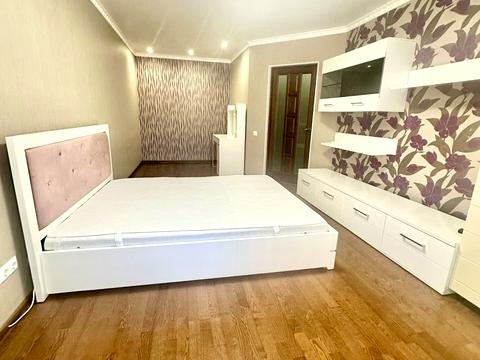 квартира за адресою Андрія Малишка вул. (Льва Толстого), 80