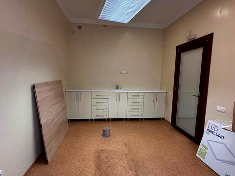 коммерческая по адресу Железняка ул., 13