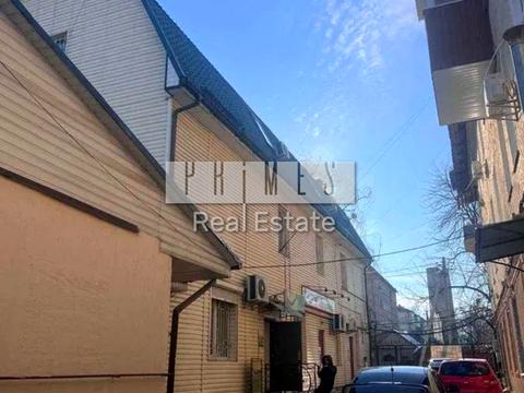 комерційна за адресою Соборна вул., 4