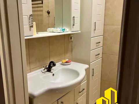 квартира за адресою Дорошенка вул., 44