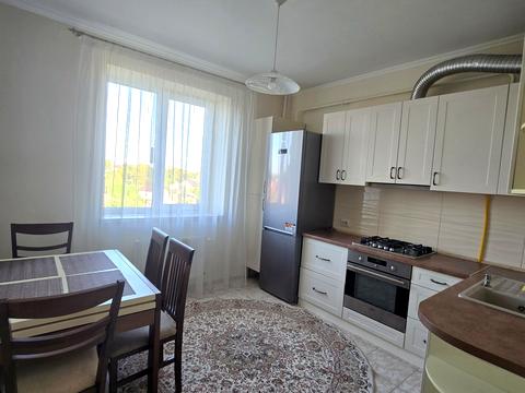 квартира за адресою Володимира Стельмаха вул. (Курчатова), 62