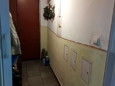 комерційна за адресою Миколи Леонтовича вул., 8