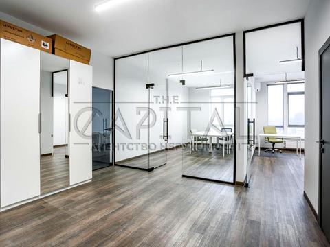 комерційна за адресою Жилянська вул., 68