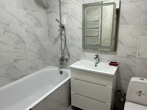 квартира за адресою Чорновола вул., 128А