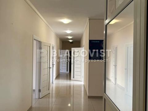 комерційна за адресою Сирецька вул., 49