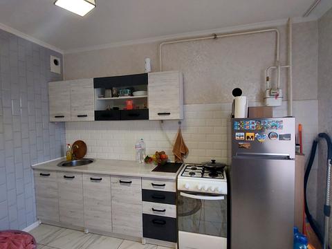 квартира за адресою Архітектора Старова вул., 10г