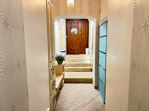 комерційна за адресою Поштова, 5