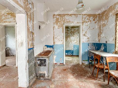 будинок за адресою с. Жуки, Центральна, 1