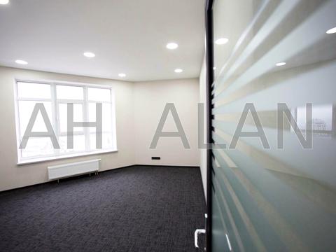 комерційна за адресою Кловський узвіз, 7a