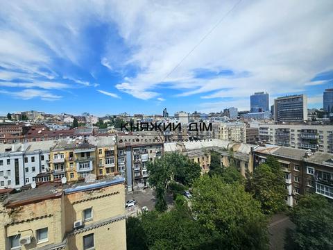 коммерческая по адресу Антоновича ул. (Горького), 33В
