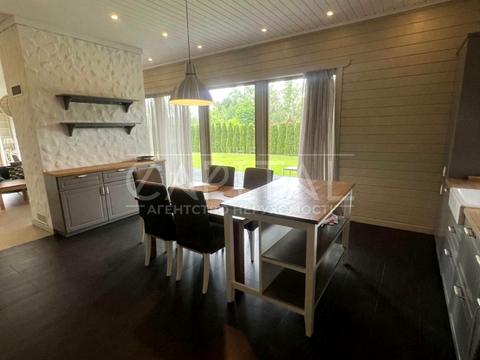 дом по адресу Старокиевская ул.