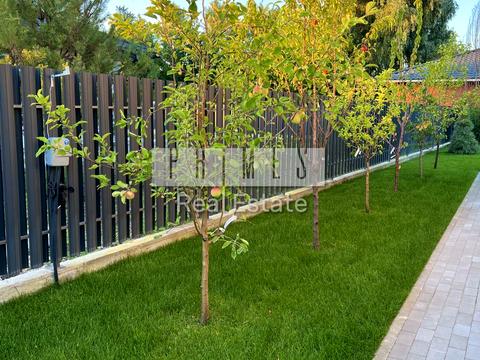 будинок за адресою Вишнева