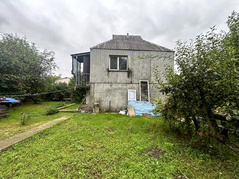 будинок за адресою Кооперативна вул., 1