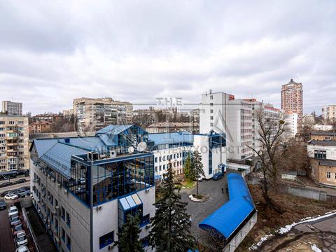 комерційна за адресою Кловський узвіз (Кловський), 7