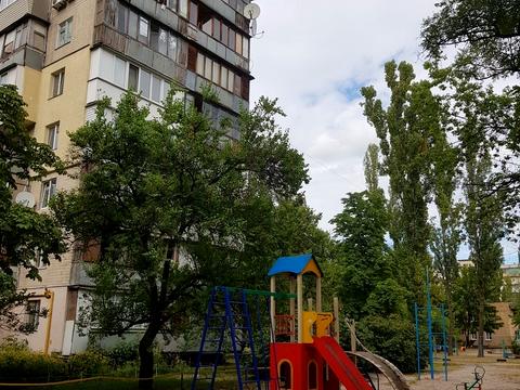 квартира по адресу Ореста Левицкого ул. (Академіка Курчатова), 6