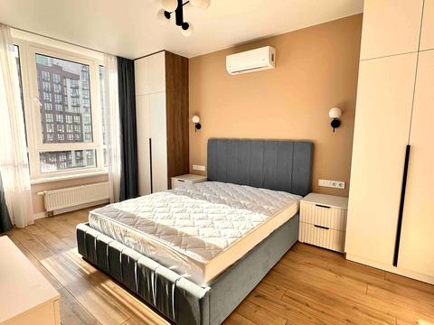 квартира по адресу Виктора Некрасова ул. (Північно-Сирецька), 8