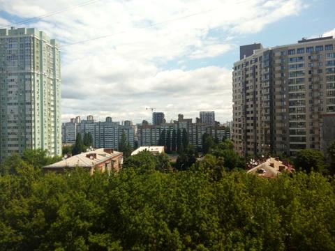 квартира за адресою Патріарха Мстислава Скрипника вул., 48-А