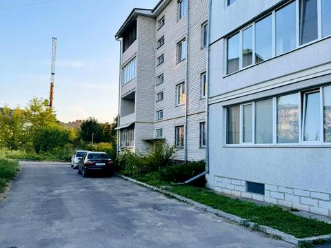 квартира за адресою Київська вул. (107-ї Кременецької Дивізії), 4а
