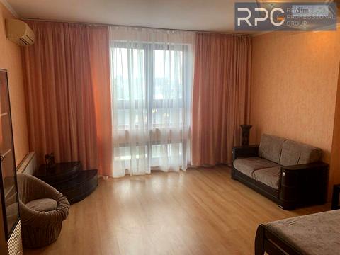 квартира за адресою Шота Руставелі вул., 44