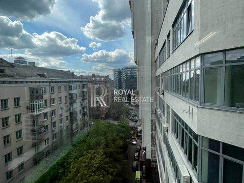 комерційна за адресою Кловський узвіз, 7