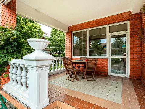 будинок за адресою виноградна, 2