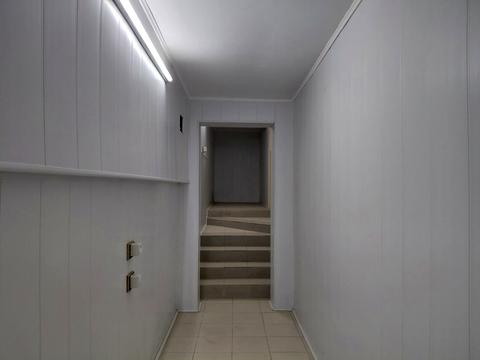 комерційна за адресою Бережанська вул. (Загребелля), 53а