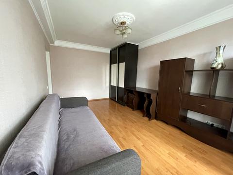 квартира за адресою Зодчих вул., 38