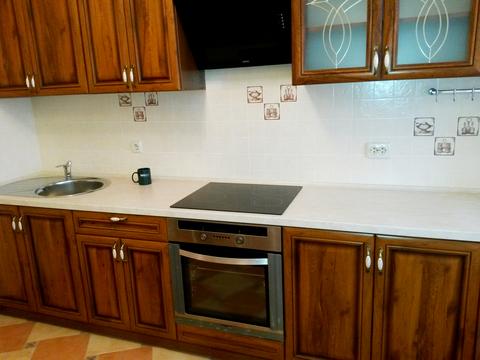 квартира за адресою Богатирська вул., 6-А