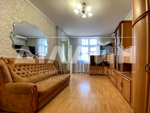 квартира по адресу Добролюбова ул., 13
