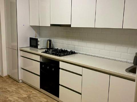 квартира по адресу зелена, 111