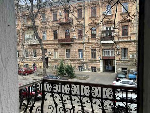 квартира за адресою Павла Зеленого вул. (Коблевська), 24