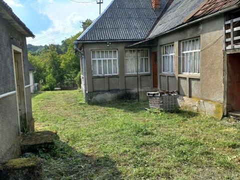 дом по адресу Головна