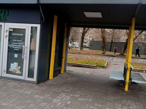 комерційна за адресою Слави бульв., 5
