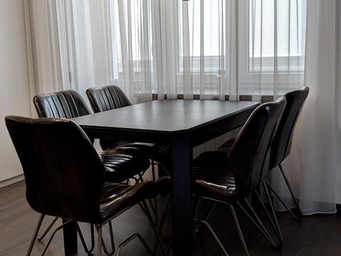 квартира за адресою Академіка Вернадського бульв., 85