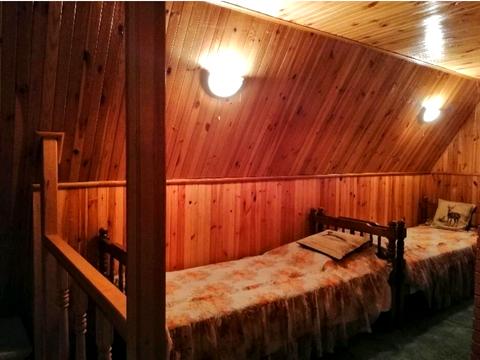 дом по адресу Хутірська, 3