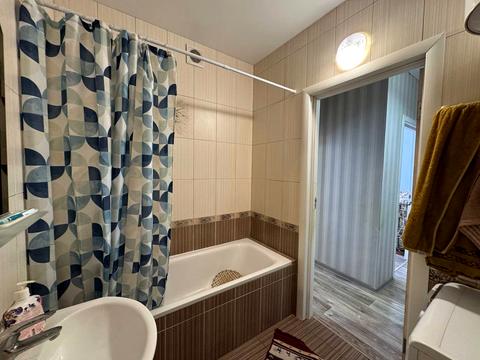 квартира за адресою Чорноморськ (Іллічівськ), Захисників України вул. (1-го Травня), 42а