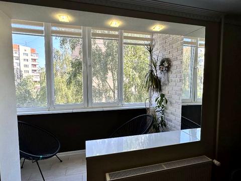 квартира за адресою Олександра Довженка вул., 21Б