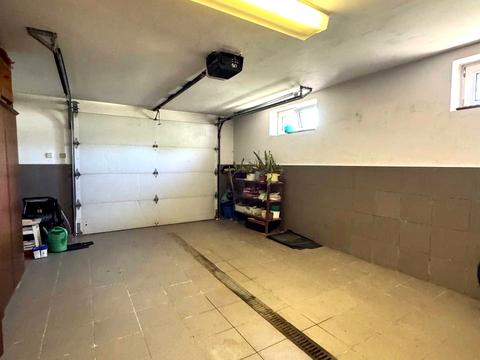 будинок за адресою Райдужна вул.