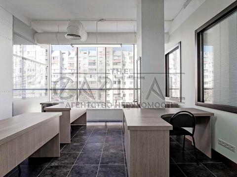 комерційна за адресою Казарменна вул. (Григорія Андрющенка), 4