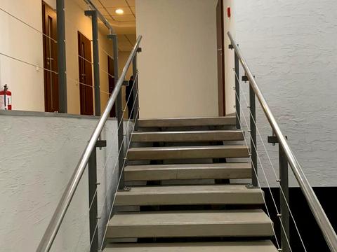 комерційна за адресою Єврейська вул., 23